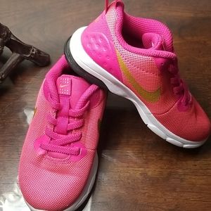 Best 25 Deals For Kids Nike Shoes Girls Pink Poshmark